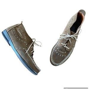 Minnetonka Brown Suede Leather Moccasins Chukka Lace Up Shoes Booties Womens 7